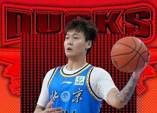 CBA常规赛 北京90-88击败同曦。本场比赛，赵睿表现出色，出战32分钟，9中