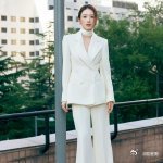 童瑶来金鹰就像回娘家 闺女回家探亲了！期待明晚童瑶闪亮登场金鹰奖！ ​​​