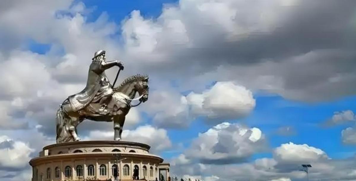 外蒙古未来的结局，其实已经注定。“亲美、去俄、敌中”，目前这是外蒙古的做法，而外