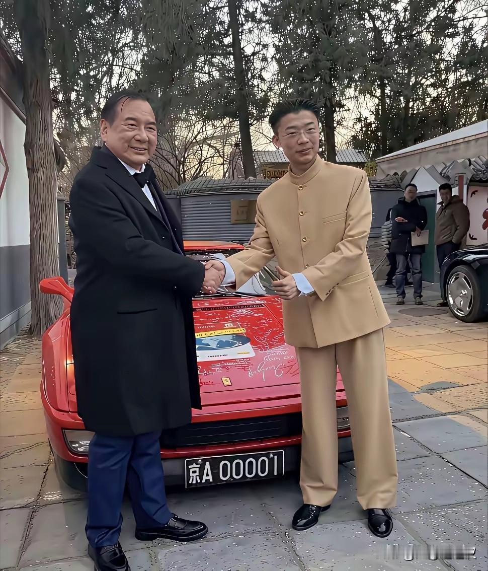 郭有才从烧烤摊逆袭和李晓华同框，真·普通人的逆袭奇迹～[捂脸][捂脸] 郭有才访