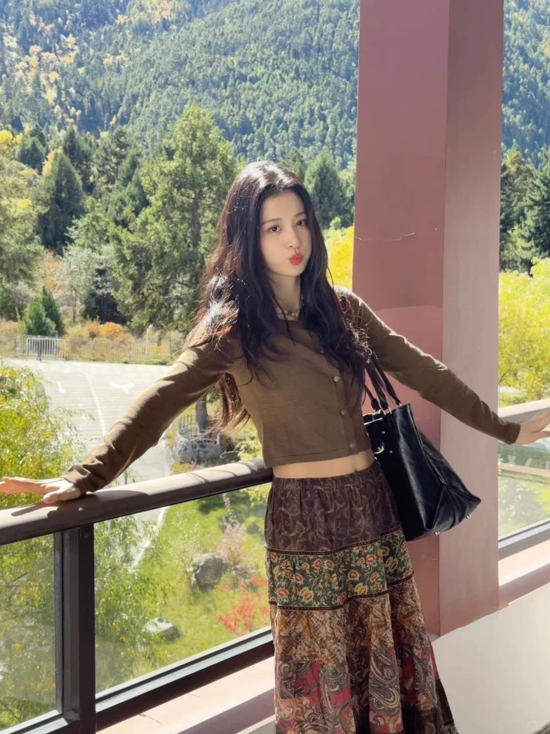 老板给你升职，但前提是和她断绝来往。你的辞职信怎么写