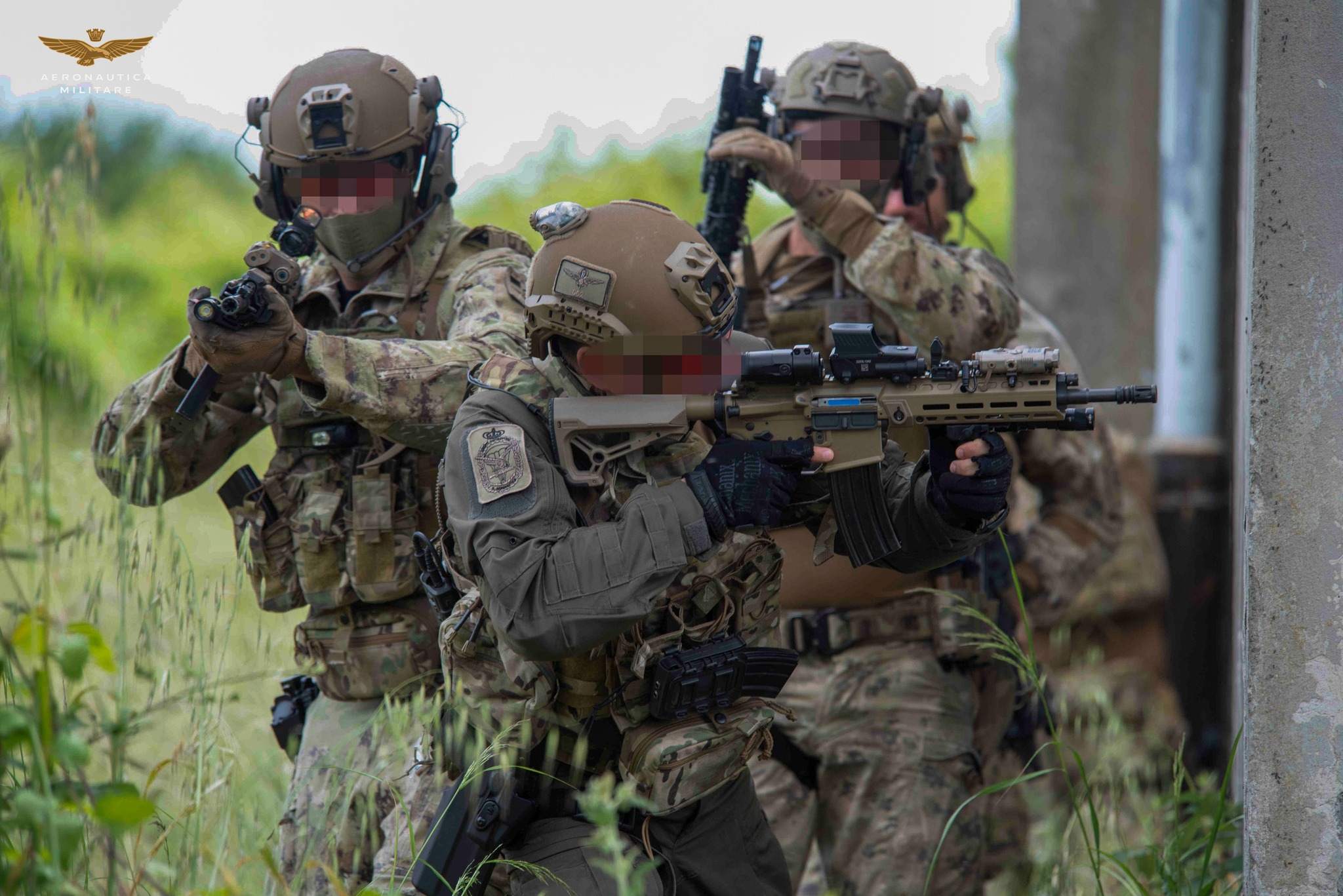 装备IWI ARAD和HK416的意大利特种部队烽火问鼎计划