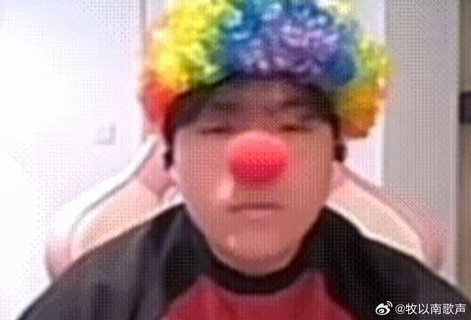 无限超越班给吴镇宇买保险了吗 吴镇宇再当无限超越班导师，六旬影帝表情写满崩溃，节