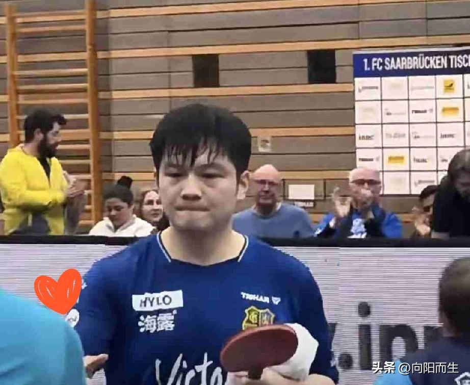澳门世界杯国乒男队大面积翻车，
梁靖崑、周启豪他们连16强都没摸到，全折在德国选