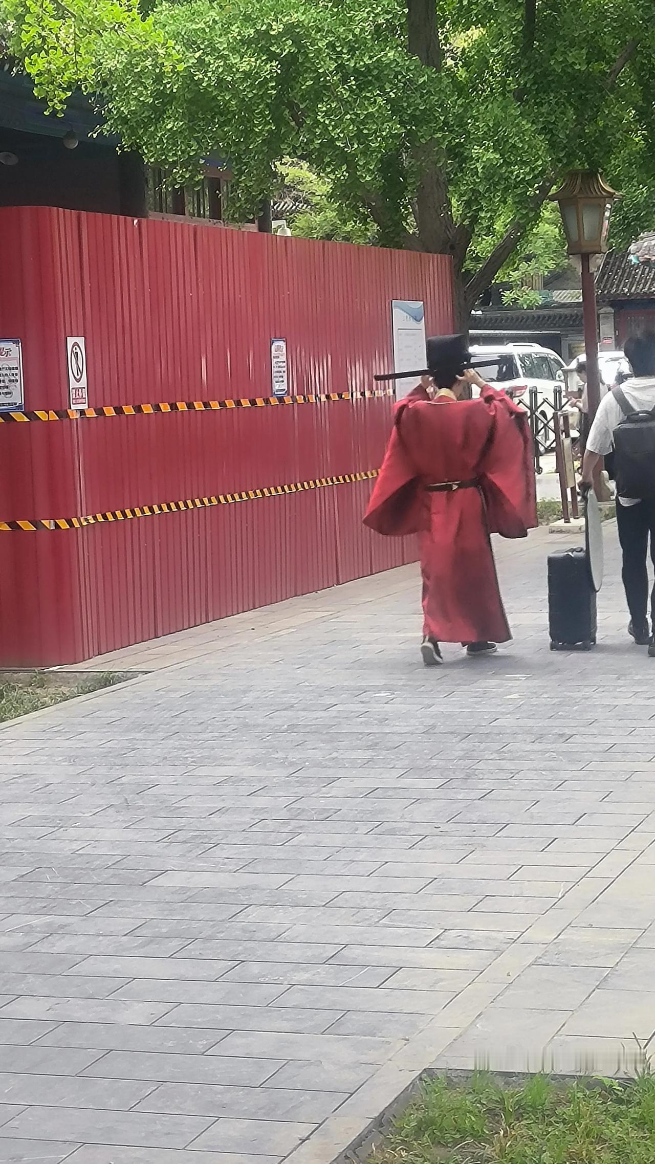 在北京孔庙和国子监偶遇现实版“女驸马”
 
从保定来到北京孔庙和国子监博物馆，逛