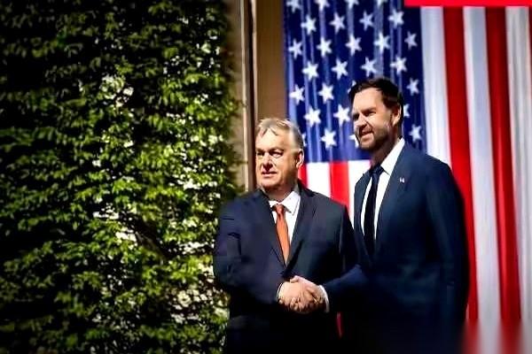 万斯聊起当年支持奥尔班，一句话就把桌上的牌全亮了。
他说，我们早就知道他会输。