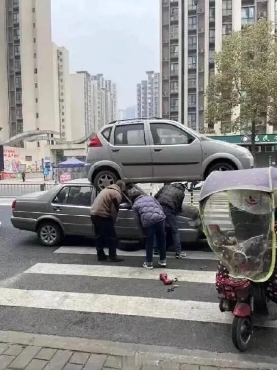 你告诉我 你是怎么上去的？？？