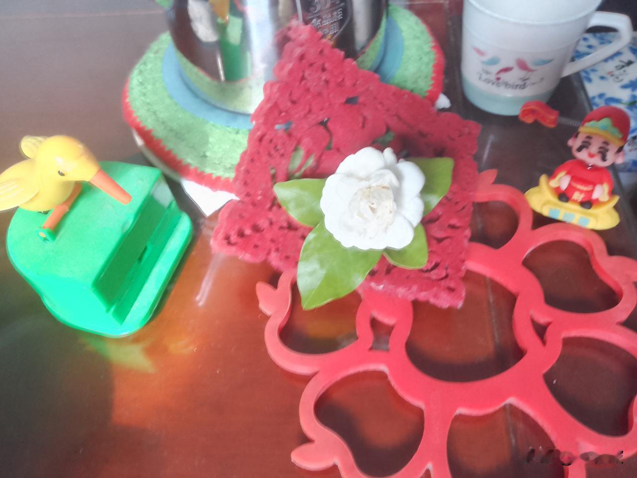 千层茉莉花开清芳味。
