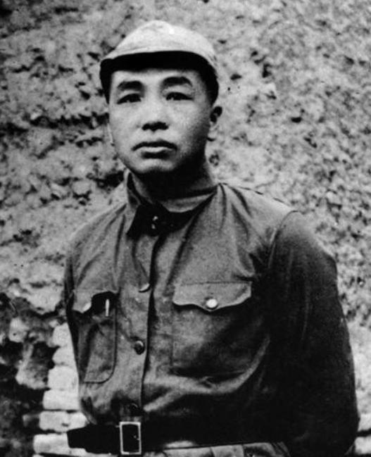 1951年彭德怀为何敢深夜闯入毛泽东卧室，毛泽东当时说了什么让人难忘的话？

1