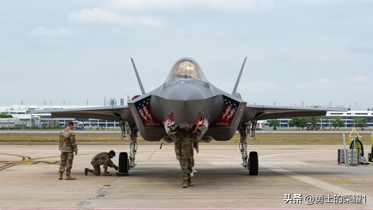 据美国有线电视新闻网（CNN）报道，美国“第五代”隐形战斗机F-35在遭遇疑似伊