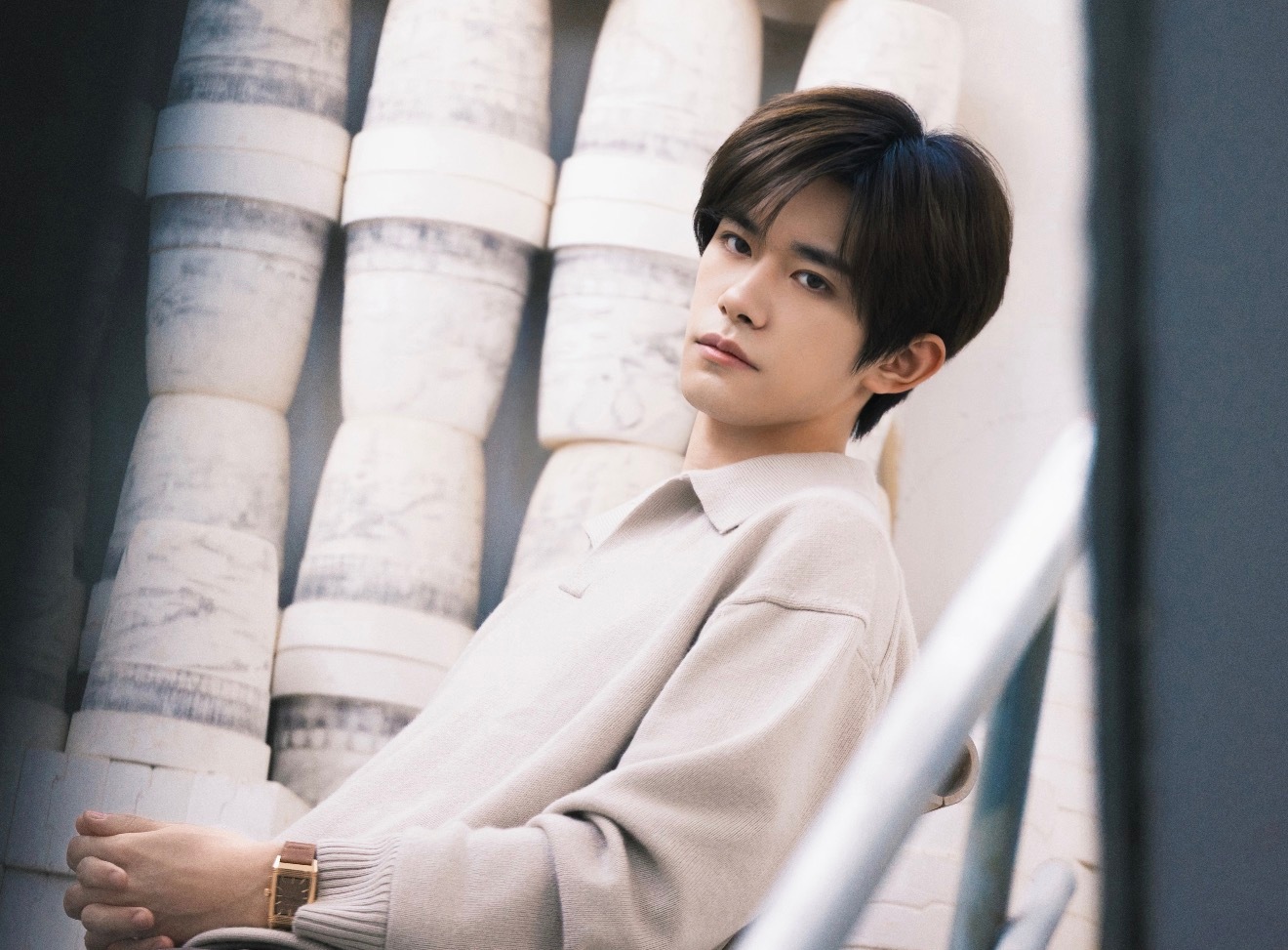 哥哥哥哥真是拍戏拍到忘了情了 