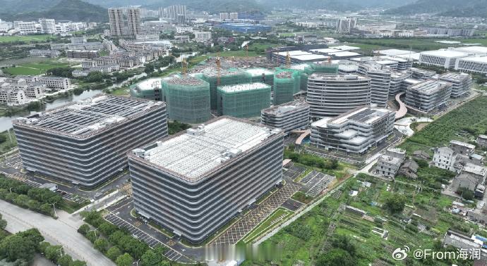 台州温岭芯地标撬动产业新变革这座 “芯” 地标，不仅是建筑地标，更是温岭产业转型