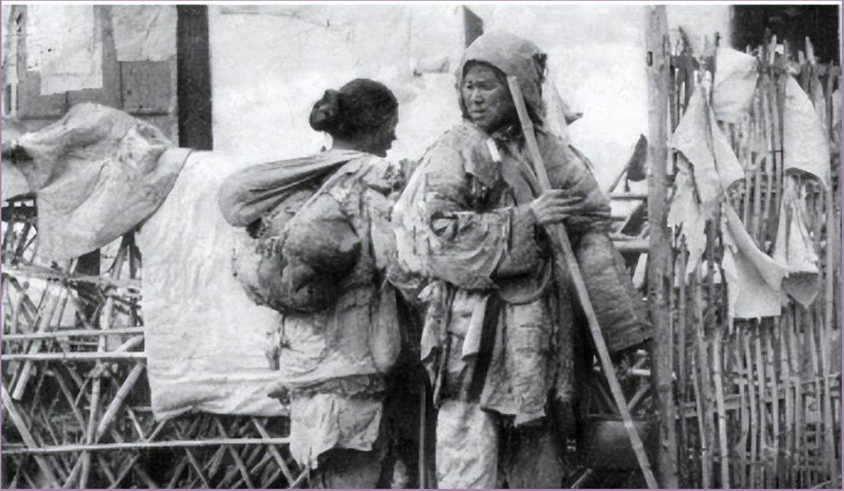 剿匪军长偶遇乞讨老妇，当街跪地一声娘，藏着半生牵挂
 
1950年，清剿湖南6万