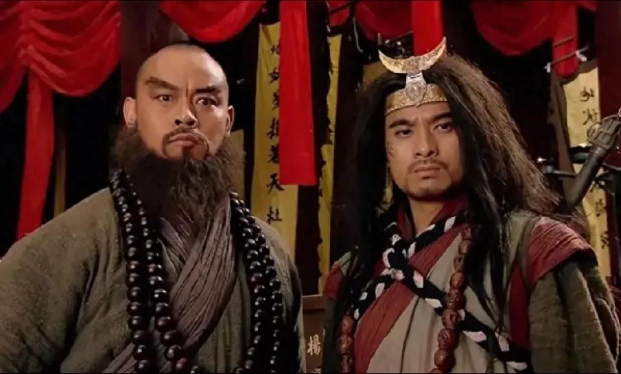 有人说《水浒传》里只有两个真正的英雄好汉，一是武松，二是鲁智深。


那么，你们
