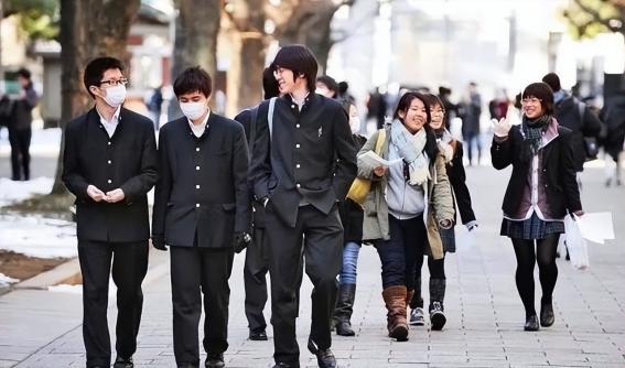 韩国节目里曾说中国现在变了，以前中日发生纠纷的时候，中国人会抵制日本产品，包括日