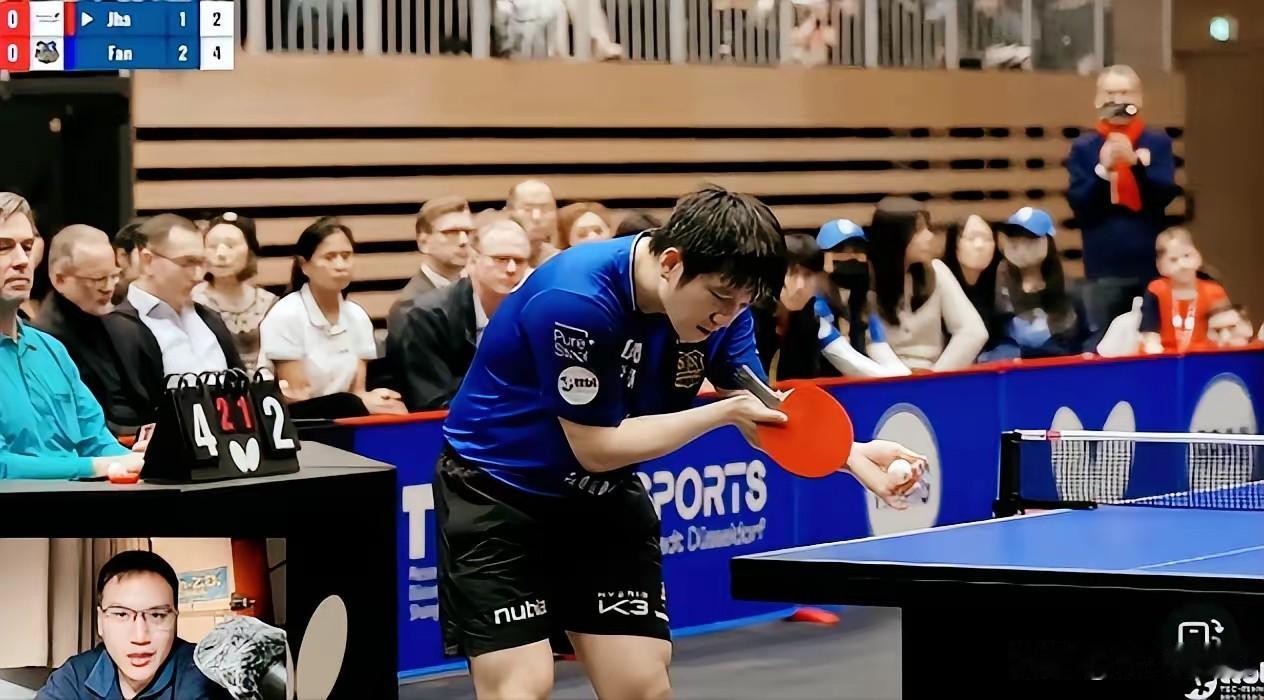 15日，樊振东打贾哈和打小温完全不同！

今天东哥用正手短和台内球限制了贾哈的速