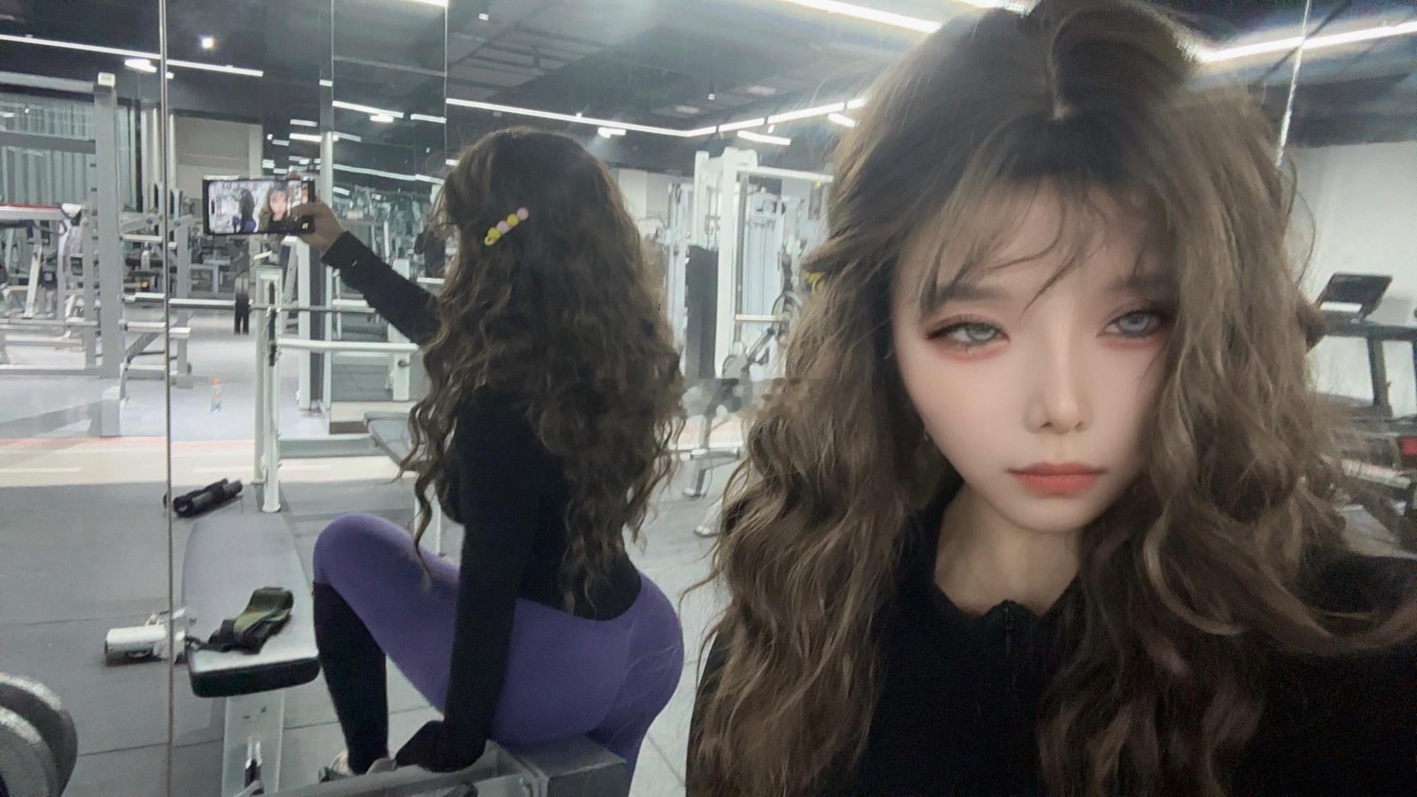 就想发发新造型健身穿搭健身今日穿搭look