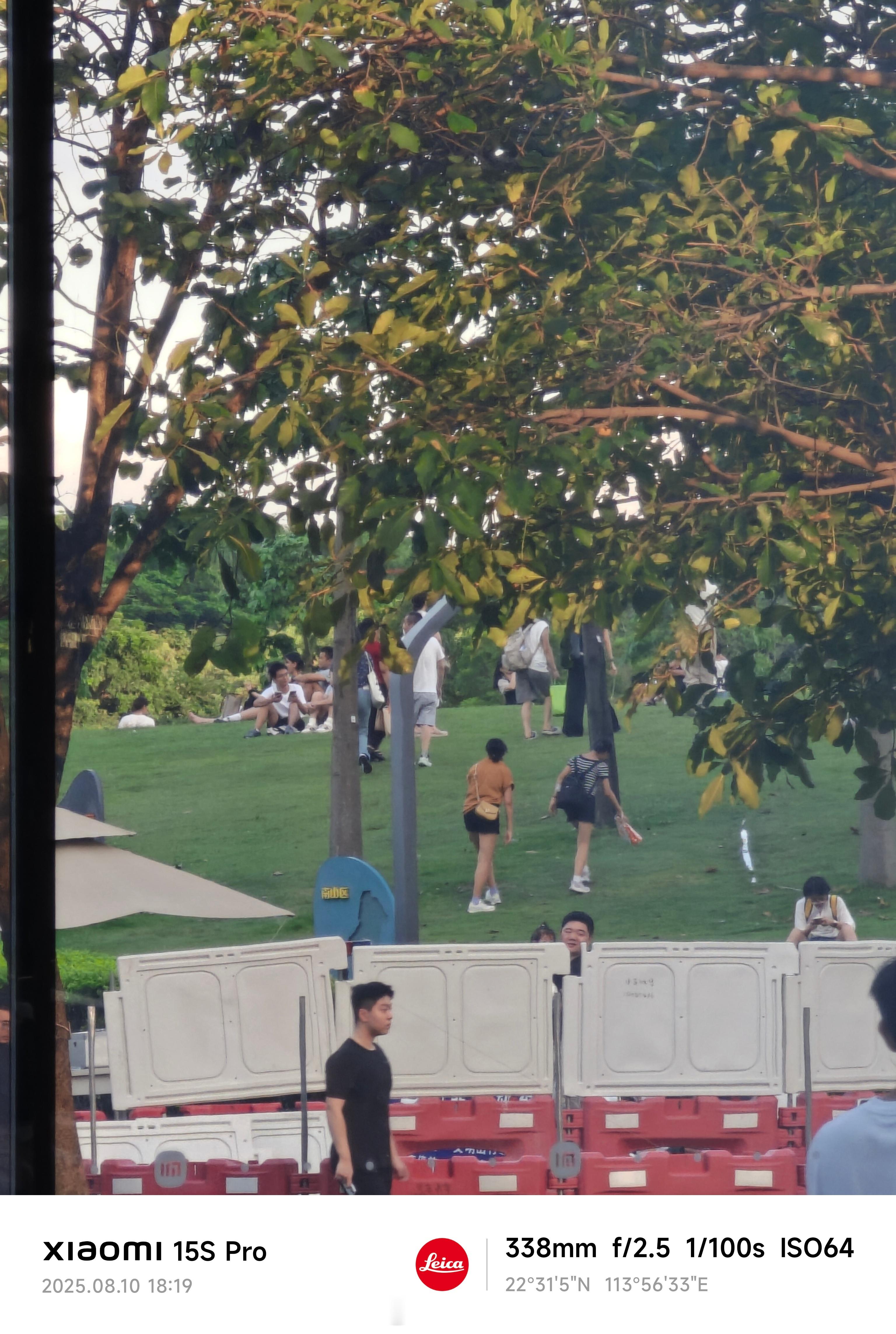 试了一下小米的Ai智能超清，整个处理过程近半分钟，各位感觉怎么样？  ​​​