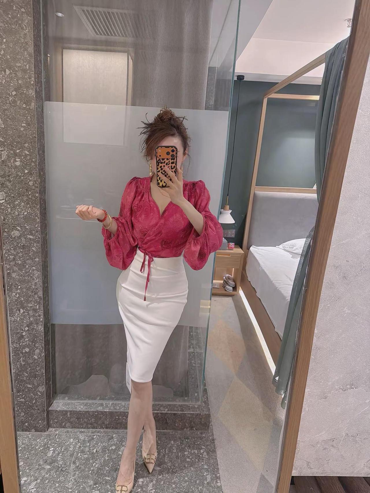 掰掰手腕让我试试你的手段