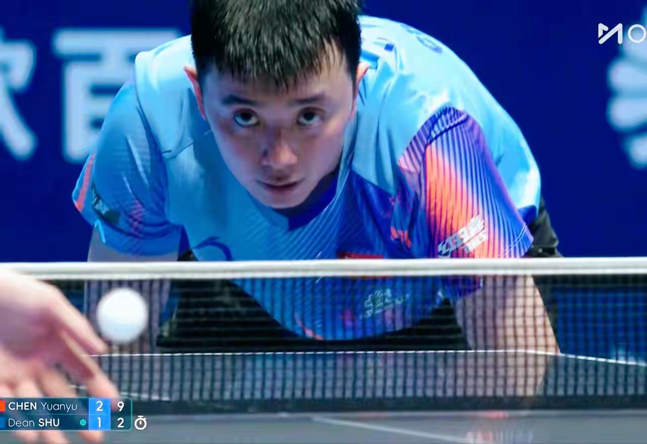 【舒迪恩基本功不足的弱点，陈垣宇打节奏和落点3-1拿下开门红】24岁的新西兰选手