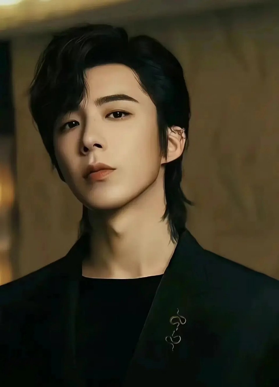 其实很多人都不敢说刘宇宁是一个很有老公感的男明星 ​​​