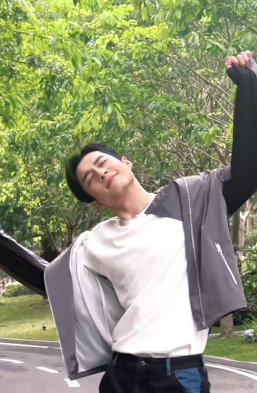 好萌呀好萌啊🥺就是这个画质太感人