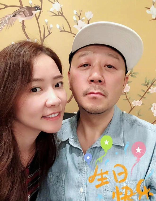 李燃与郭涛结缘于一次聚会，两人经历了一系列波折最终走到一起。李燃为了家庭放弃事业