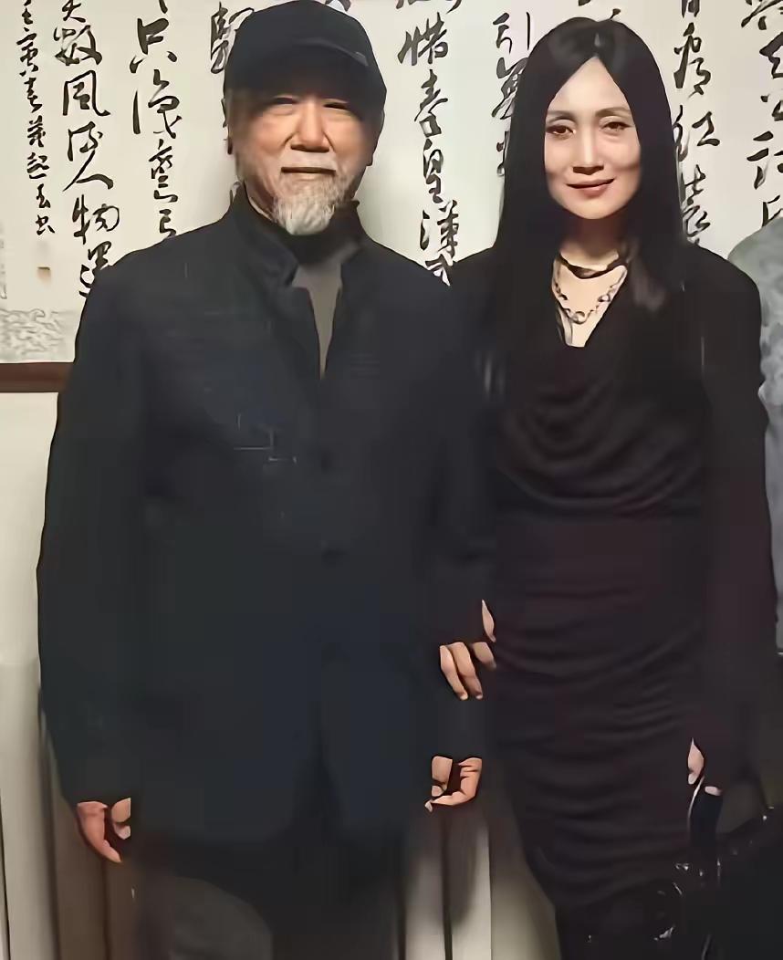 2026年3月25日，娱鲤同乐发的一条内容让评论区炸了锅。曾经惊艳一代人的银幕女