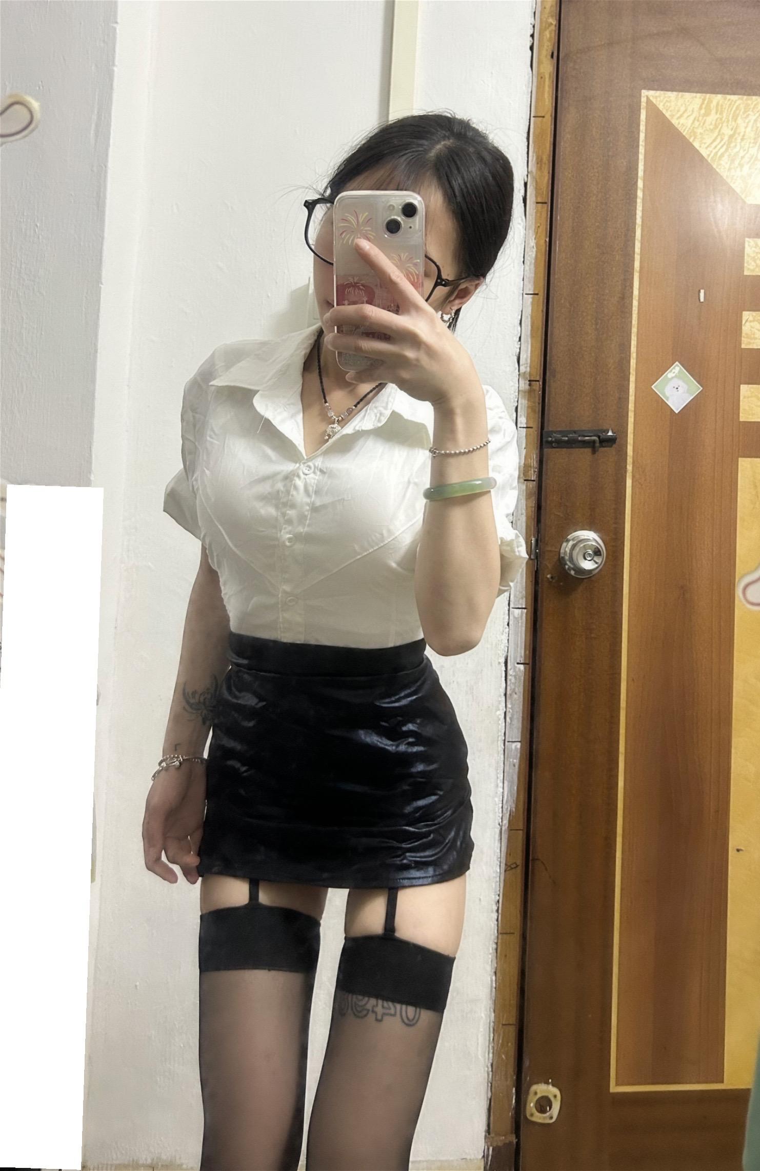 有时候幸福都不太敢炫耀出去 我害怕这会成为打向我的巴掌