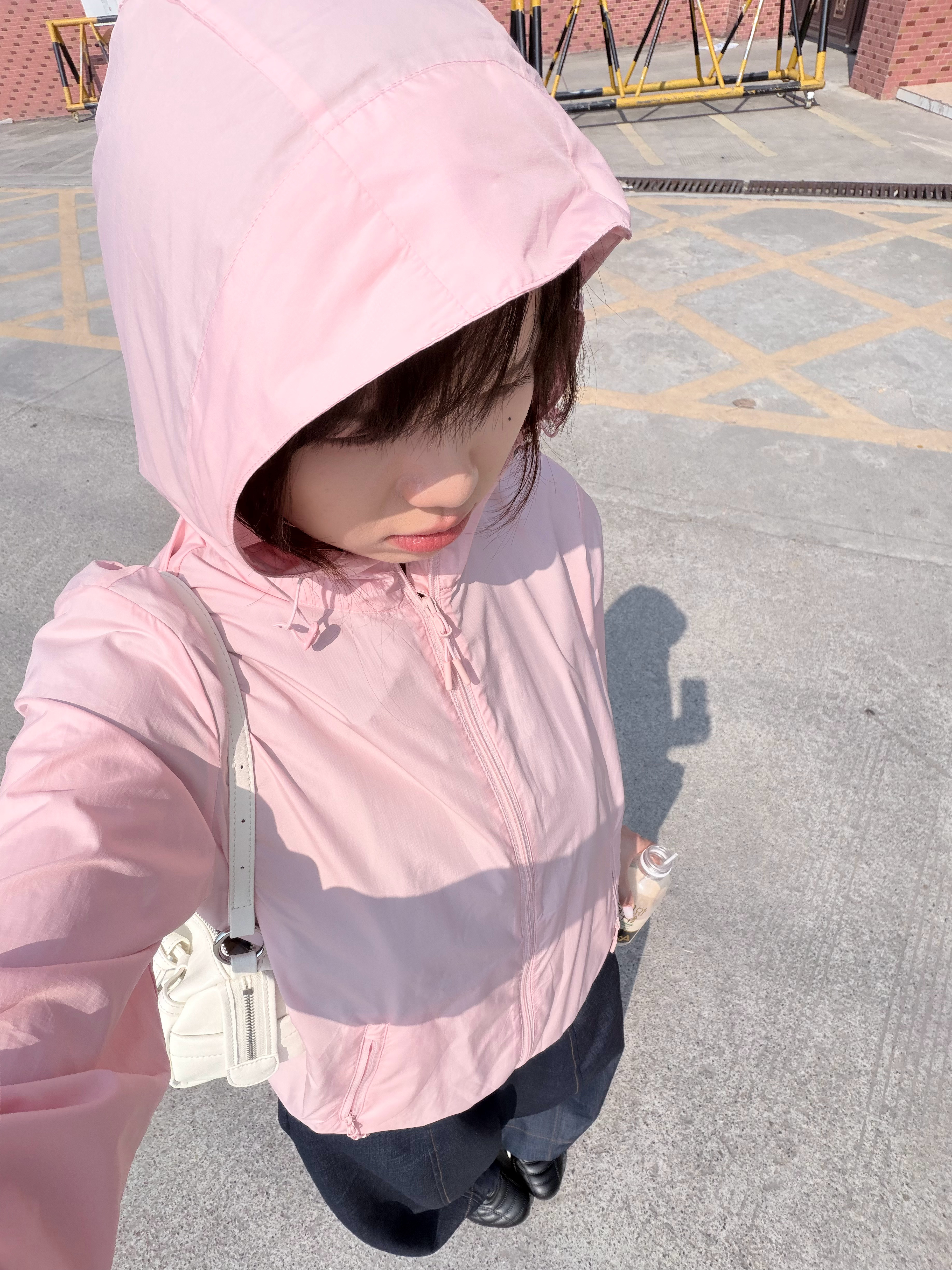 热热热！感觉这几天流汗都流掉了两斤…………最近吹空调有点感冒 跟着支持也有点炎症