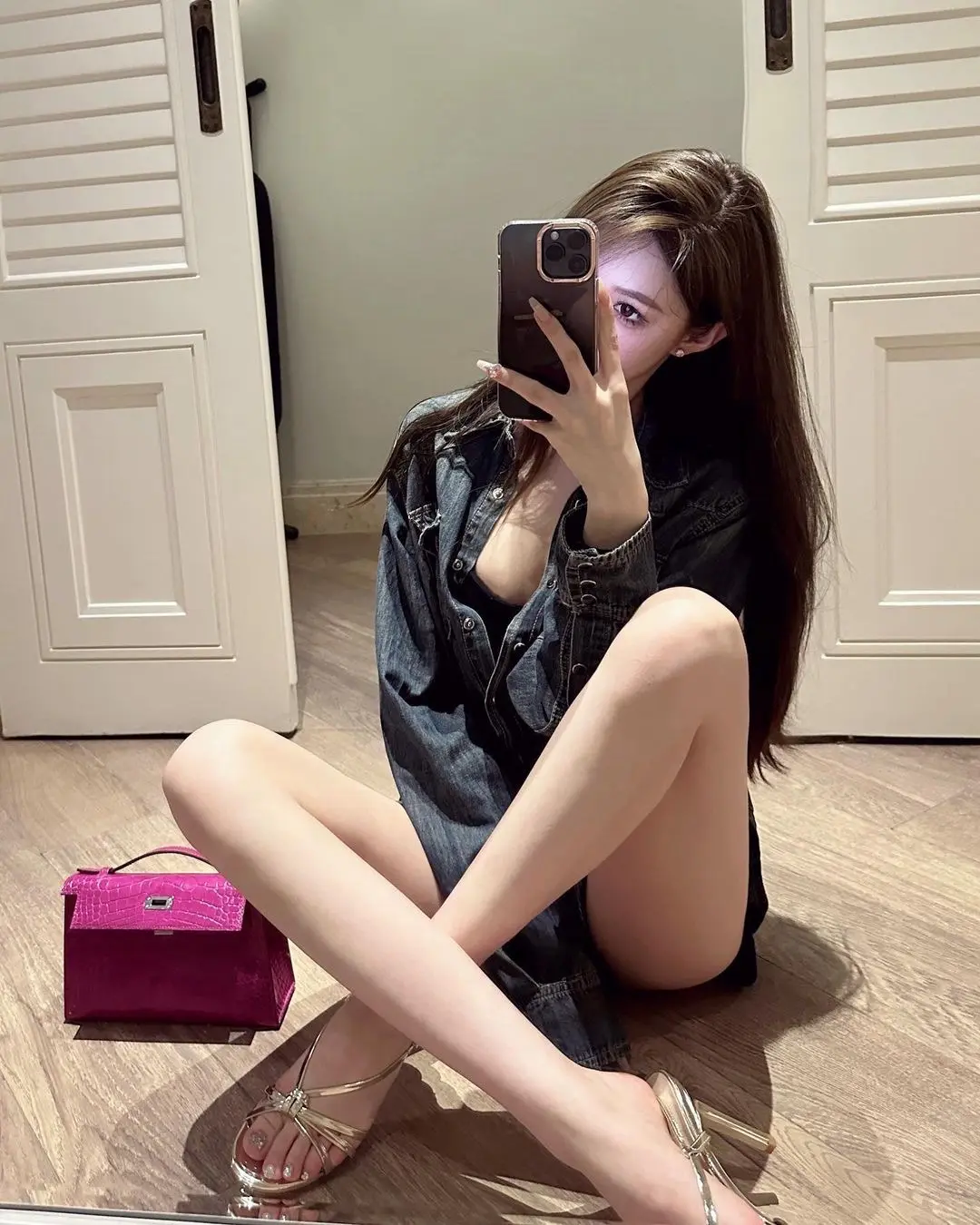 女孩子少胡思乱想就会快乐很多。