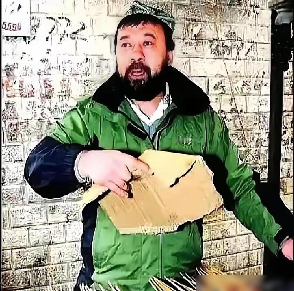 中国还有一大招没放出来，假如荷兰对正在使用的光刻机不维护、不维修的话就是违约！