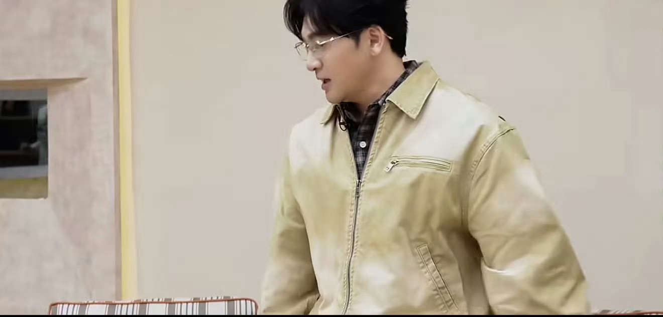 苏有朋给声鸣远扬选手上大师课张卓尔和魏忠杰太幸运啦😍 苏有朋从声音夸到情绪共鸣