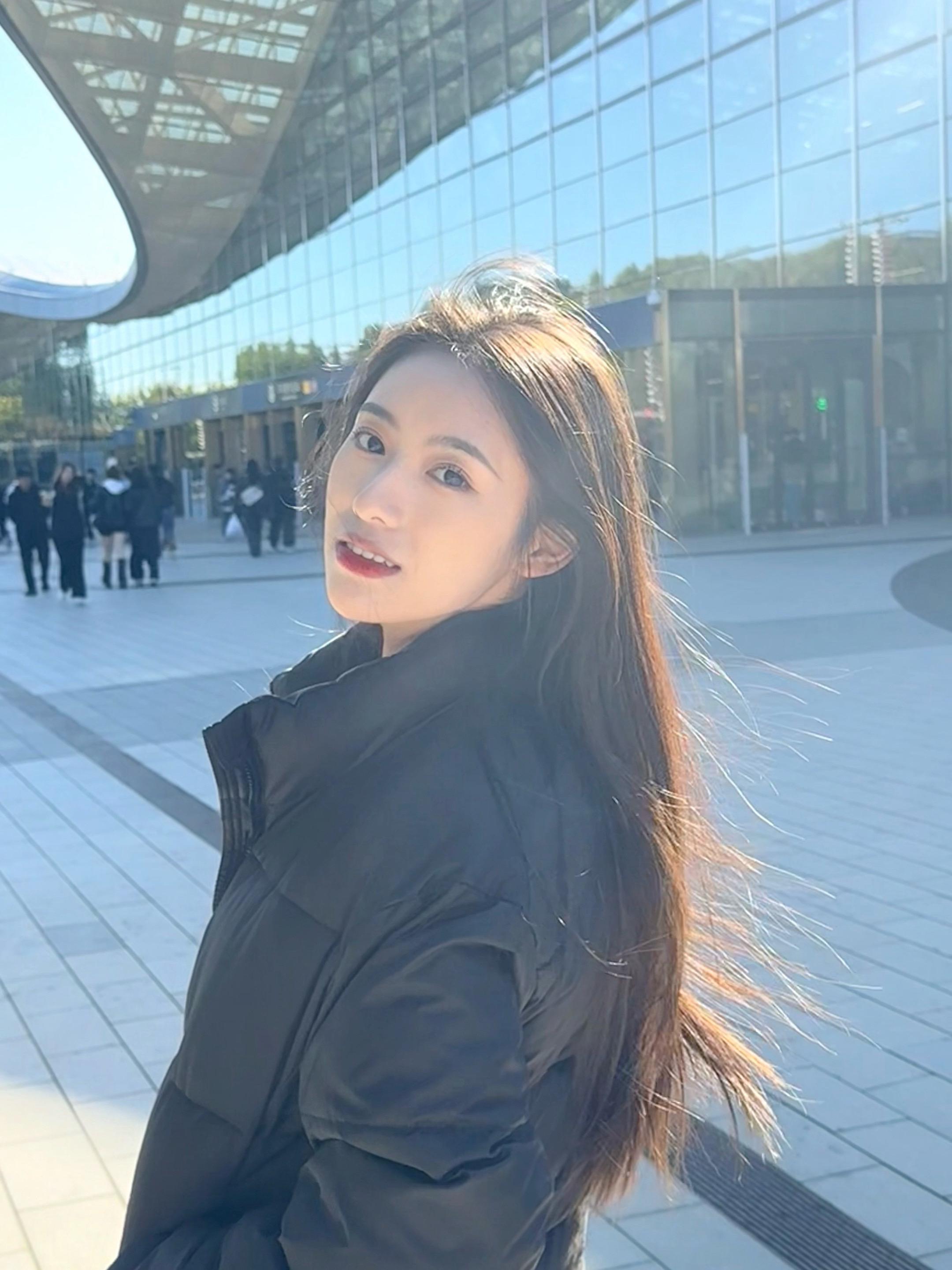 你愿意陪我去北京吗。北京冷得我穿棉袄