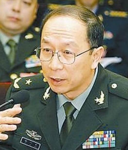 美专家放言：“一旦中国收复台湾，可冻结中国在海外的3.2万亿资产！”对此，金一南