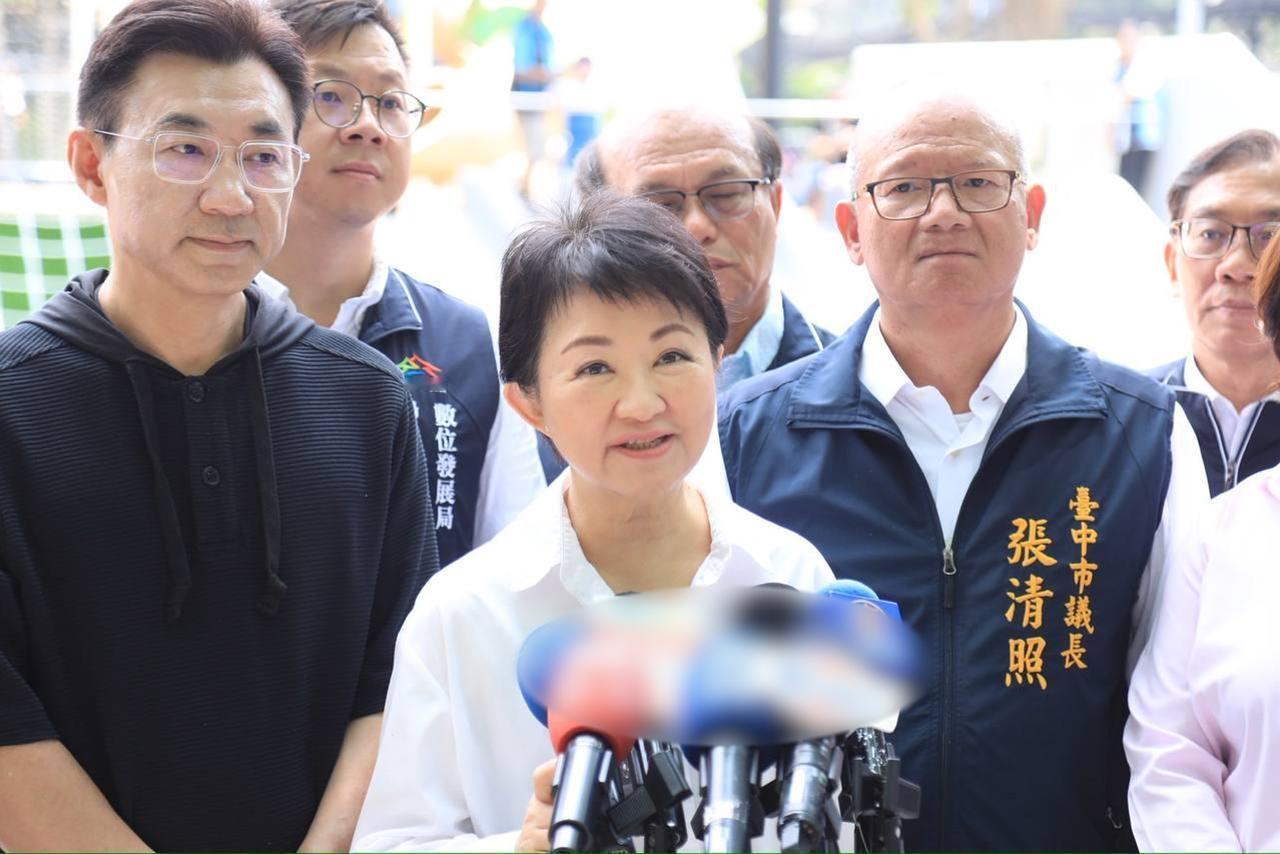 卢秀燕怎么又突然发声，谁才是真正的“幕后黑手”？

昨天郑丽文主动找韩国瑜“负荆