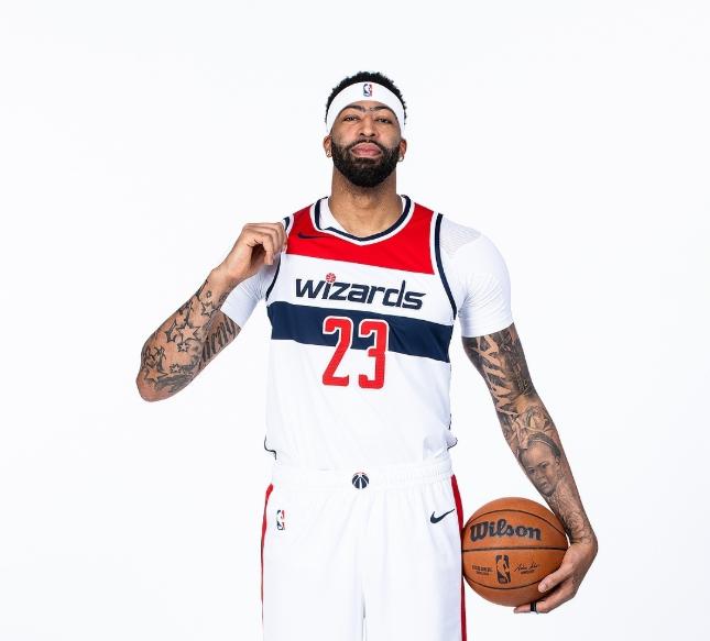 NBA传来最新的3个消息，第三个消息令人唏嘘：

第一个消息：奇才球星安东尼戴维