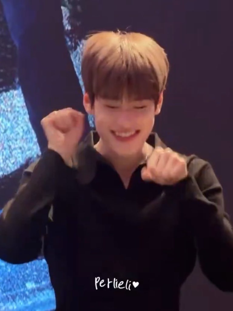 刷完管睡觉去了 