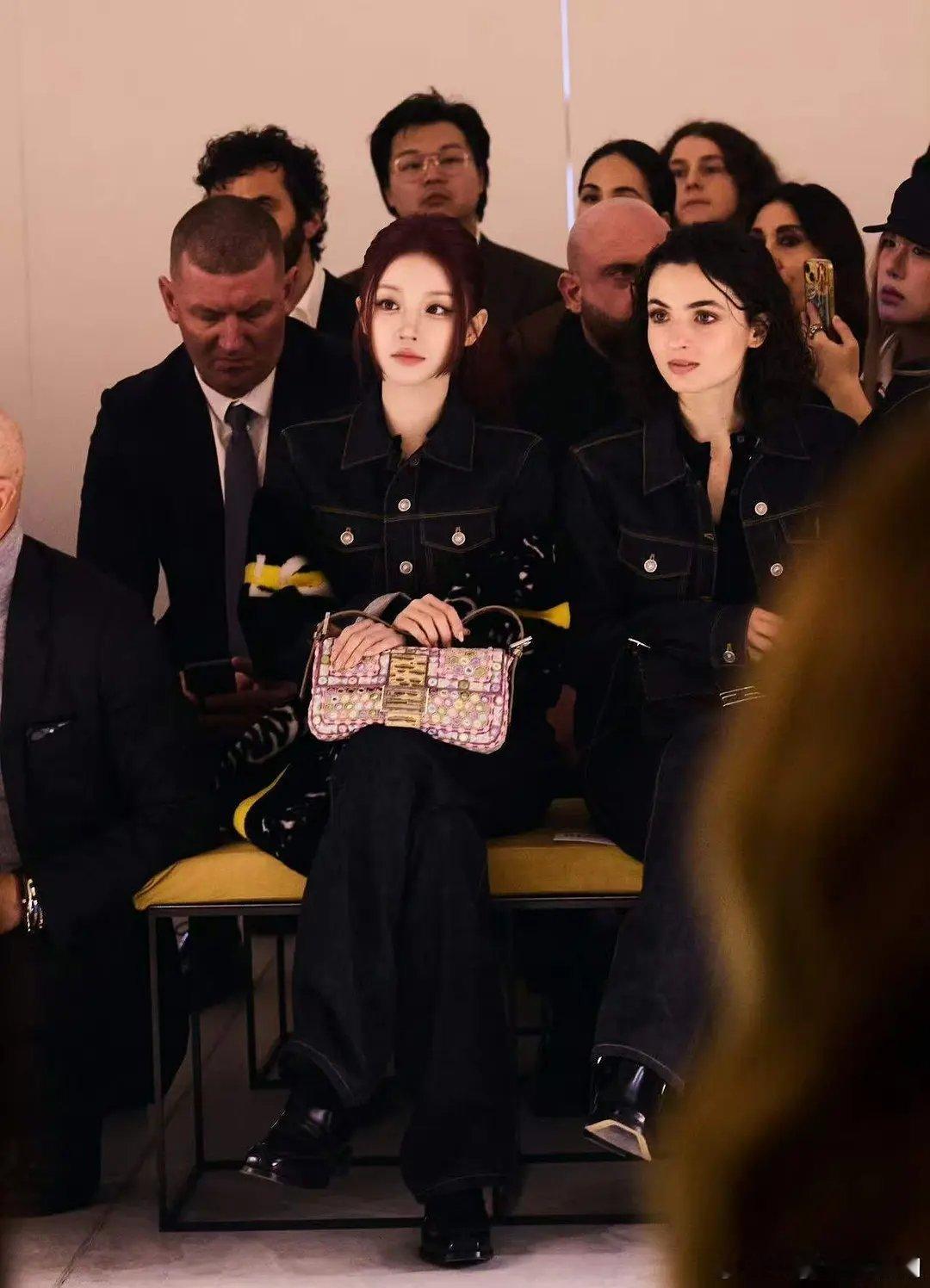 唐嫣Fendi看秀位置很好，坐在ceo旁边。宋雨琦位置也不错，和🍬隔三个。 杨