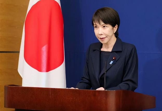 中国一枚巨浪导弹直接从日本头顶呼啸而过。更绝的是，咱们只提前了90分钟打招呼。[