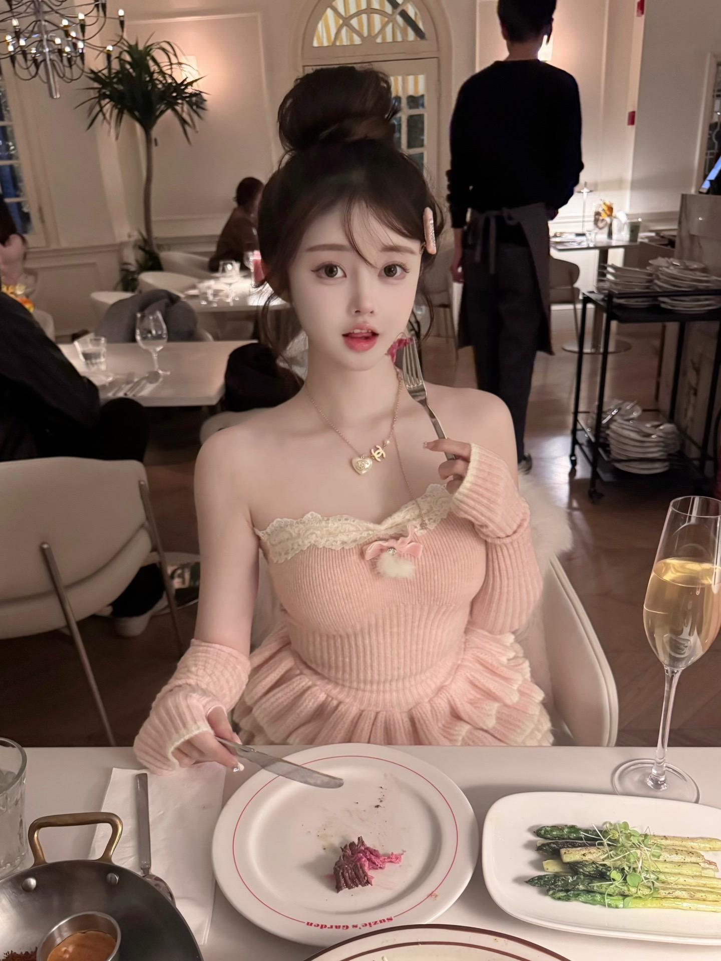 吃漂亮饭૮₍♡>𖥦< ₎ა🥄🥄🥄。