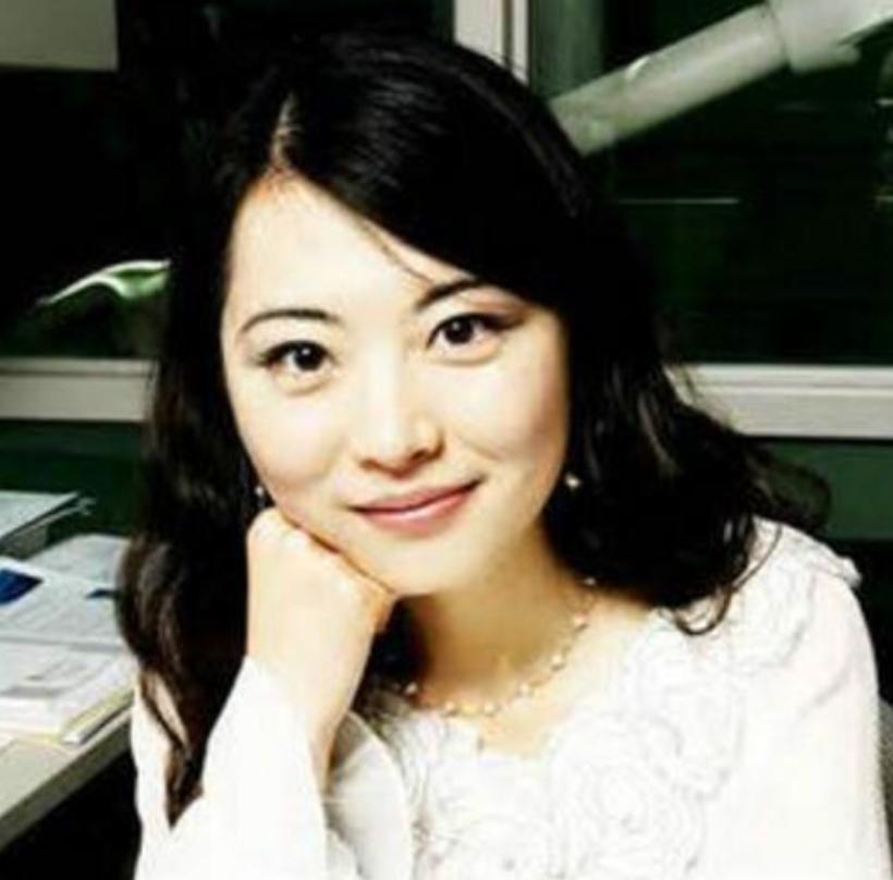 “我宁愿在美国住下水道，翻垃圾！也不回中国！”谁能想到，说出这句话的人，竟然是满