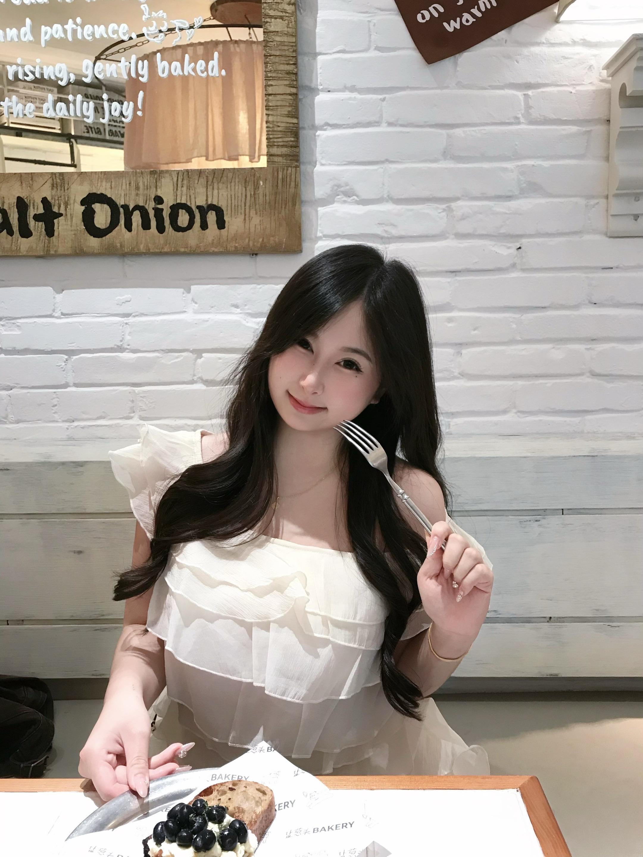 我怎萌你啦˶˃ ᵕ ˂˶。
