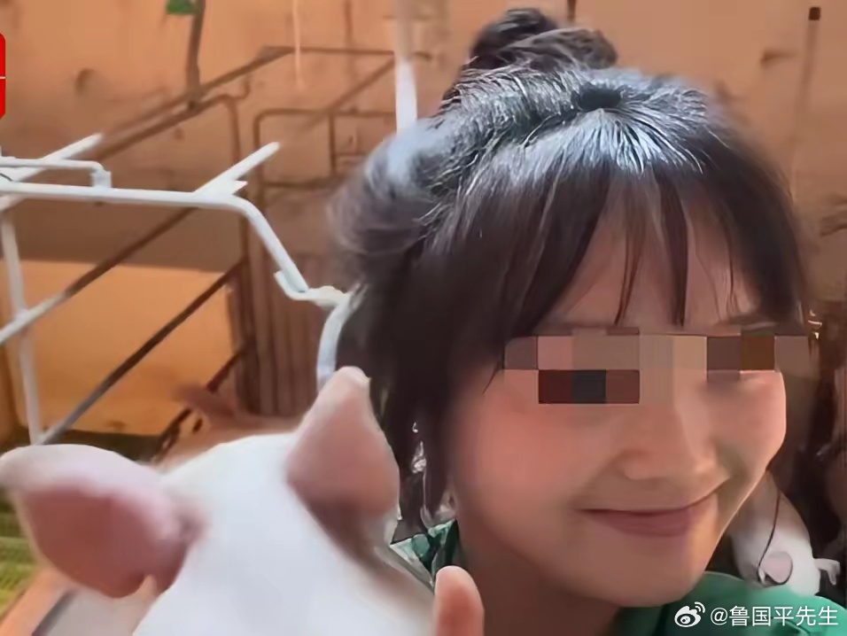 近日江西新余，一23岁女子大学毕业后一时找不到工作，在网上看到有个养猪场月薪80