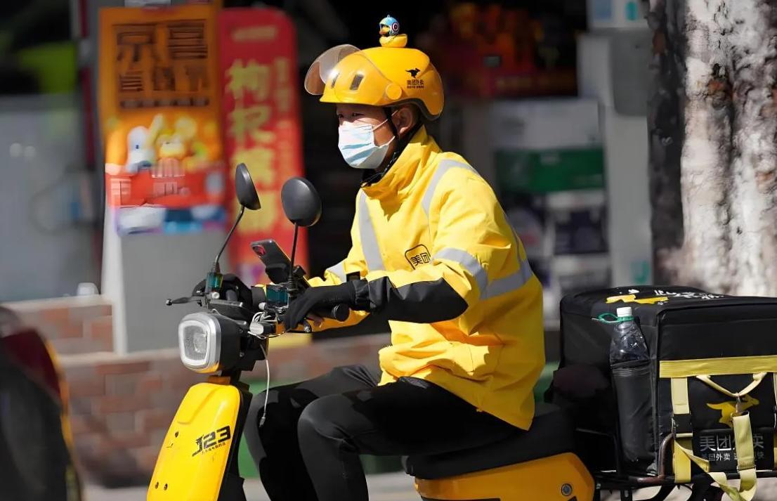 最近广州总工会发布了一份薪资数据，调查了超过2200家企业。看完之后，很多人可能