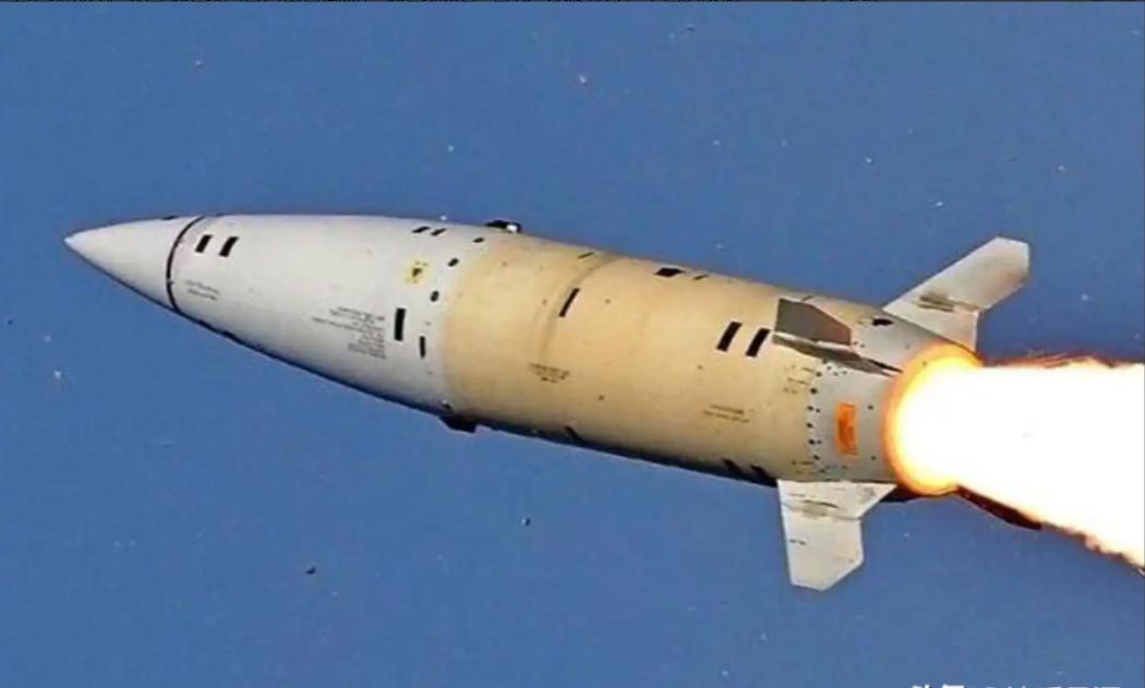 既然美国敢做初一，那中国必然会做十五。你卖武器给台湾，那我们就卖武器给那些反对美