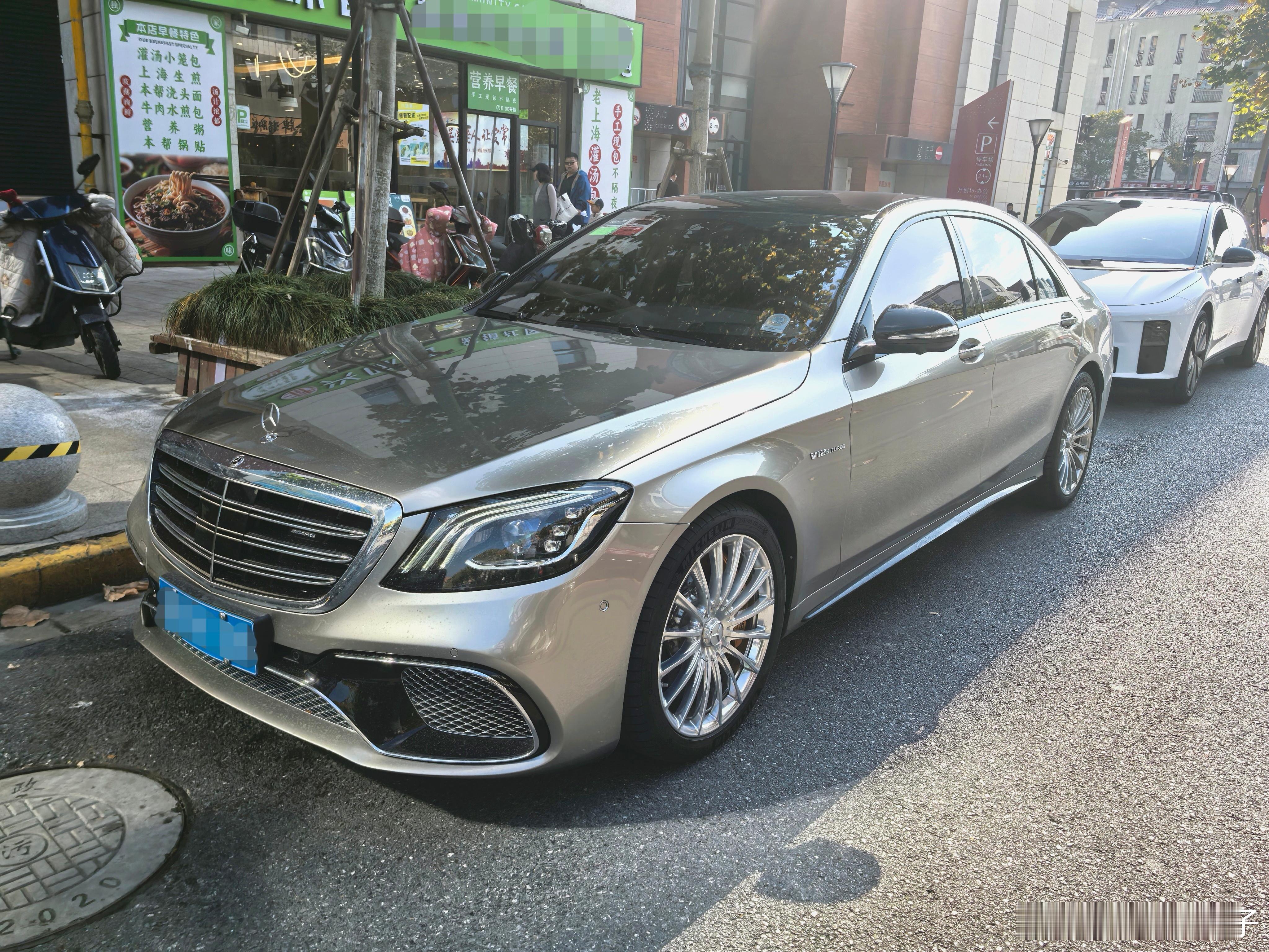 底盘工程师走心评测——W222 奔驰S65 AMG今天开到一辆带MBC（Magi