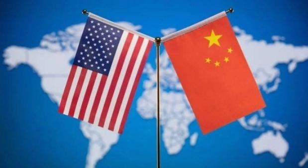 特朗普终于正面回应了！5月15日，正在返回美国途中的特朗普接受采访时表示：中国跟