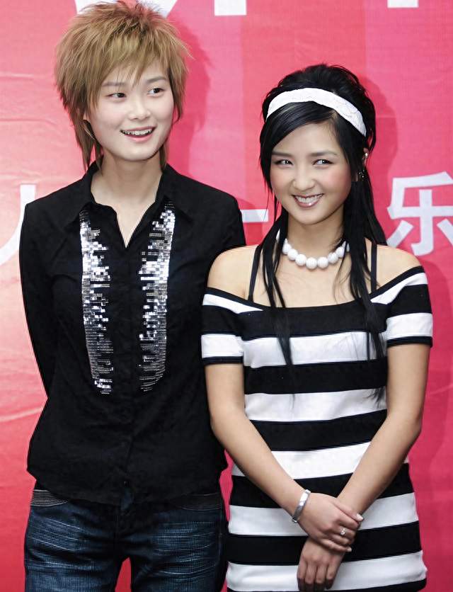 何洁李宇春谁在说谎？一条短信撕碎友情