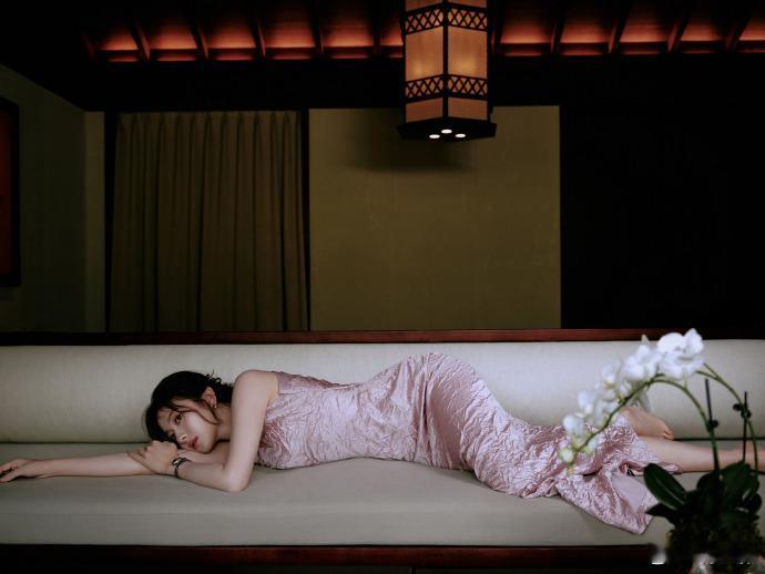 李兰迪美得好大气 太喜欢今天的造型了呀，我们的李兰迪美得好大气，温柔之中又带来了
